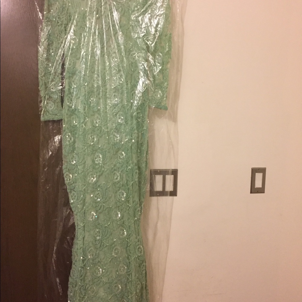 “MERMAID” DESIGNER CUSTOM MADE EVENING GOWN!